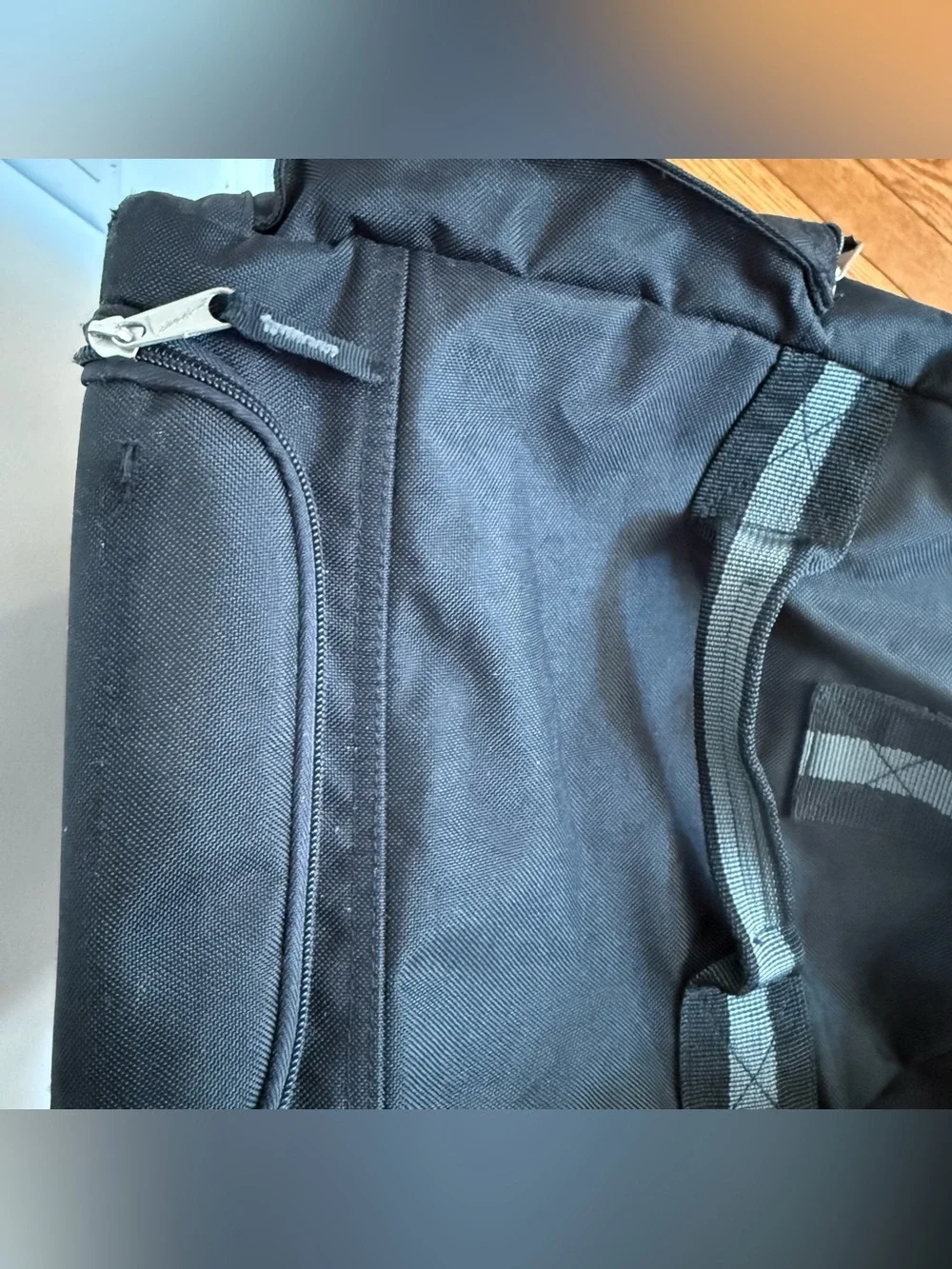 Eddie Bauer 22” Rolling Duffel Bag Black Wheeled Luggage Carry On Pull Handle